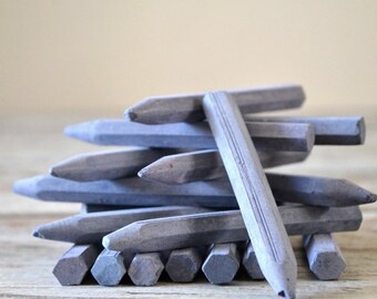 Vintage pastels, lot of 18 pieces, grey
