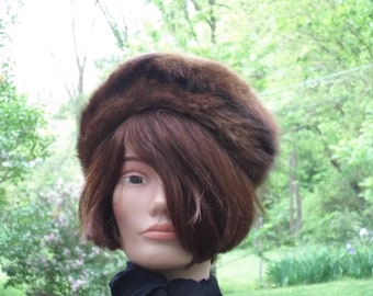 Vintage 1950's Mink Trimmed Felt Hat & Small Hat Pin