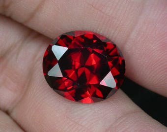 15.4 ctw. red spessatite garnet loose gemstone.