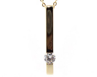 Solid 9k yellow gold cubic zirconia 0.30ct pendant necklace + chain