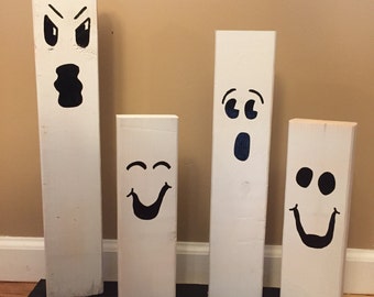 Wooden Ghost Family / Halloween Decor