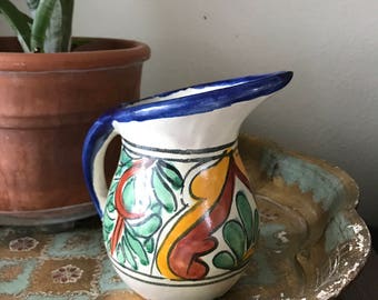 Vintage mexican pottery vase
