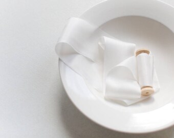 Silk ribbon, hand-dyed, Plant-dyed White/Blanc 100% pure silk habotai ribbon
