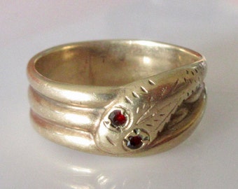 Large 9ct Gold Garnet Snake Ring