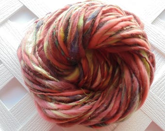 LA TRAVIATA HANDSPUN Bulky Yarn, Thick and Thin Yarn, Merino Yarn, Wool Yarn, Variegated Handspun Yarn, Silk Yarn, Soft Spring Yarn, Weave