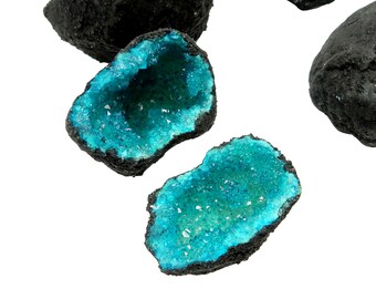 Break Your Own Geode - Teal Color Druzy Geodes - Gorgeous Display Piece (OB6B7)