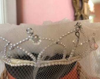 1950s Vintage Bridal Tiara / Vintage Tiara with Swarovski crystals / Vintage Bridal Headpiece | vintage bridal veil | vintage bridal crown