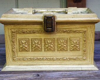 Vintage Max Klein Inc. Plastic Sewing Box