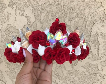 Shell garden crown Red roses