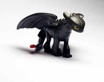 How to Train Your Dragon Night Fury, toothless, sausage, cartoon, miniature, mini figure, a black fury, Bezzubik