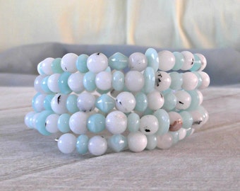 Light Blue Memory Wire Bracelet, Blue Glass Cuff Bracelet, Blue Stacked Bracelet, Blue Coil Bracelet, Blue Wrap Bracelet, Beaded Memory Wire