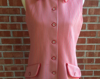 Vintage 60s Jack Winter red and white striped sleeveless button down shirt. Size L