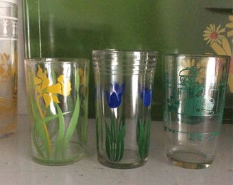 Three Vintage Swanky Swigs Small Juice Glasses