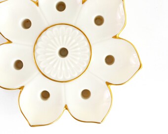 Mid Century Modern Lenox Flower Candle Holder / Vintage Lenox Candle Holder / Tiny Taper Candle Holder / Mid Century Starburst Candle Holder