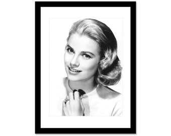 Black and white photo of Grace Kelly