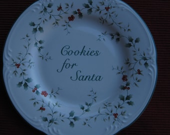 Pfaltzgraff, Cookies for Santa Plate, Winterberry Plate, 8" Plate
