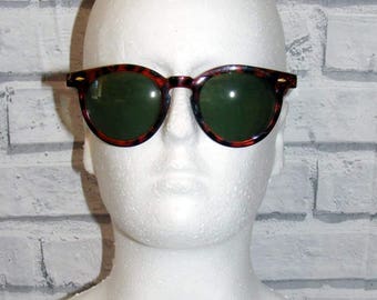 Vintage sunglasses, Vintage 90s chunky clubmaster sunglasses brown tortoiseshell green lens (SG52)