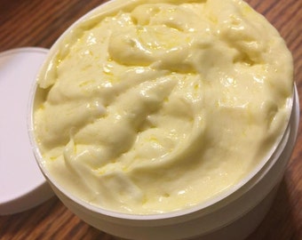 Light Creamy SheaButter Lotion 8 oz Jar!