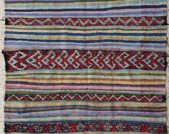 102"x60" Vintage Moroccan Rug Woven By Hand From Scraps Of Fabric / Boucherouite / Boucherouette