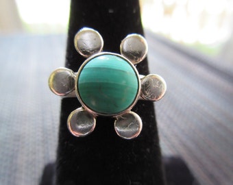 Vintage Sterling Silver Green Turquoise Flower Ring - 5.5