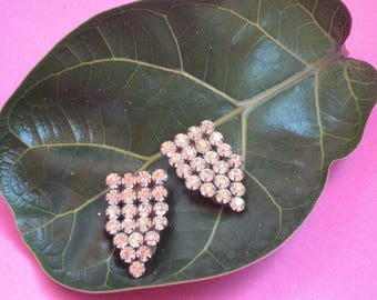 2 CLIPS (162) Rhinestones, circa 1940's