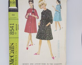 Vintage Sewing Pattern for Women's Robe - Knee Length Housecoat Pattern - Bedjacket Sewing Pattern -60s Size M Bust 32 to 34" McCall's 8541