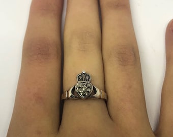 Vintage Huge 1970's 925 Sterling Silver Marcasite Cladaugh Ring