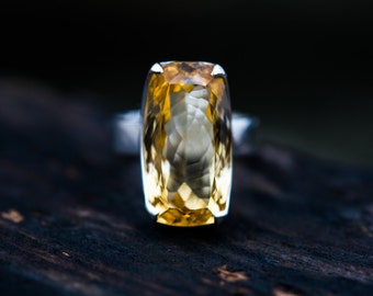Citrine Ring size 8 - Citrine Ring - Citrine Ring - november birthstone- Citrine Ring beautiful citrine sterling silver - Large Citrine 8