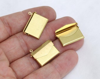 1 Pcs 17x21mm Raw Brass Envelope Pendant , Envelope Charms , Raw Brass pendant, charms, AE93
