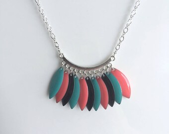 Silver necklace, multicolored shuttles