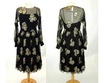 Pauline Trigere designer dress silk black gold metallic sculptural flowers 1980s Size M