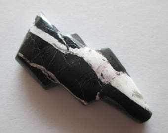 25.90 ct Natural White Buffalo (Howlite) Ribbon Lightning Bolt Gemstone DP 025