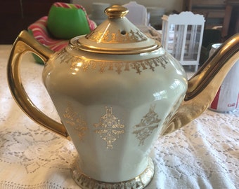 Vintage Hall teapot 22 kt gold