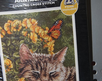 AFTERNOON NAP - Cross Stitch Kit Bucilla