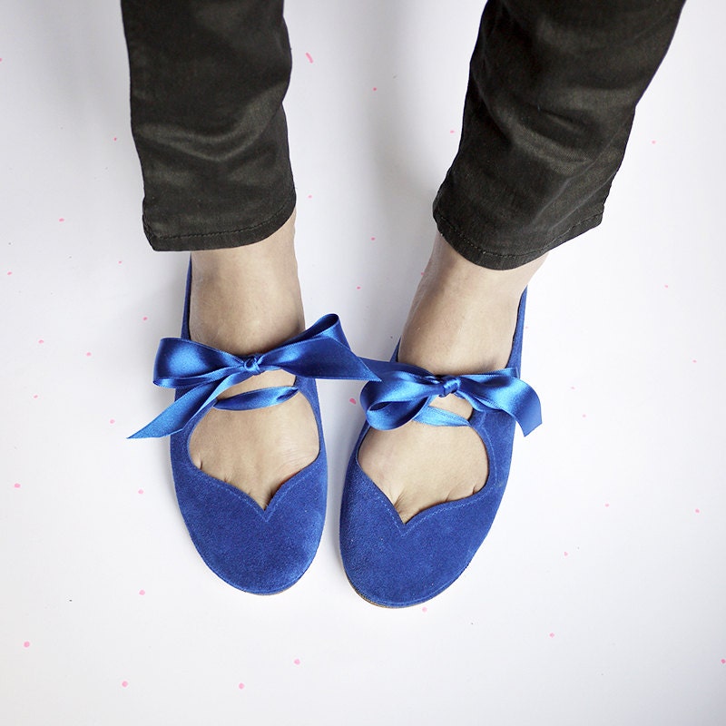 blue ballet flats with ribbon