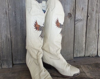 Vintage Boots, 1980s Zodiac Cowboy Boots, Eagle, Creamy White Leather Boots size 8-1/2