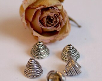 Caps bells X 3 mm argent13X10 color shells
