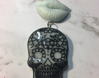 Sugar skull dangle keychain