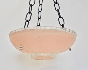 Garden art deco hanging glass bird feeder, hanging glass bird feeder, garden art bird feeder, glass garden art, glass bird feeder in pink
