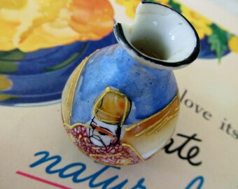 Mini Vintage Geisha Porcelain Vase with Moriage