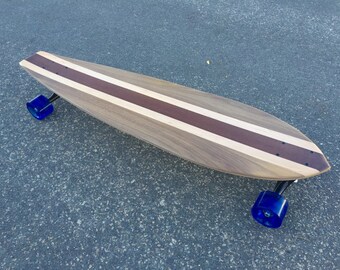 Vik Longboard 40x10 with a kicktail