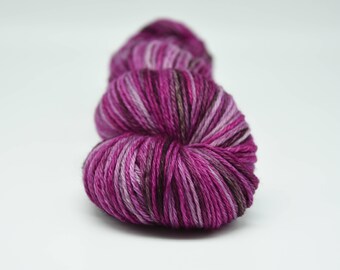 Hand dyed DK weight yarn, superwash merino wool, 225m/100g
