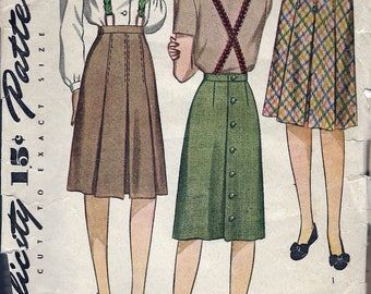 Vintage 1943 Simplicity 4824 WWII Box Pleated Skirt Sewing Pattern Size Waist 24" Hip 33"