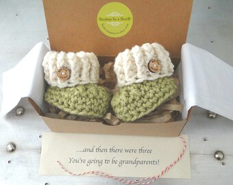 Grandparent Pregnancy Announcement, BOOTIES IN A BOX® Ribbed Cuffs with Wood Buttons, Newborn Baby Booties, Expectant Mother Gift