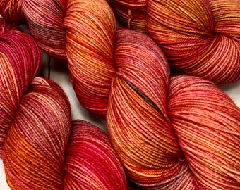 Hand dyed sock yarn, superwash merino & nylon, 463 yds / 100 grams. Great for knitting, crocheting, weaving