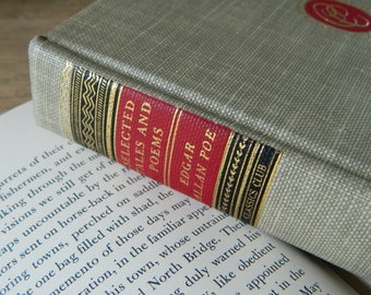 Edgar Allan Poe: Selected Tales and Poems
