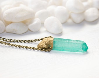 Raw Crystal Necklace, Green Crystal Necklace, Crystal Quartz Necklace, Green Crystal Point, Long Crystal Necklace, Green Quartz Necklace