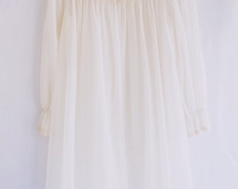 Vanity Fair Cream Peignoir Robe
