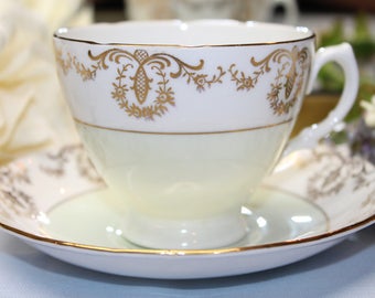 ROYAL VALE Bone China Teacup and Saucer.