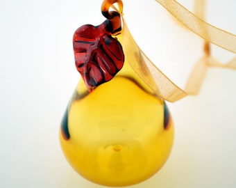 Pear Glass Ornament, Hand Blown Ornament, Golden Pear Ornament, Table Top Art, Gold Suncatcher, Suncatcher, Glass Art Pear, Blown Ornament